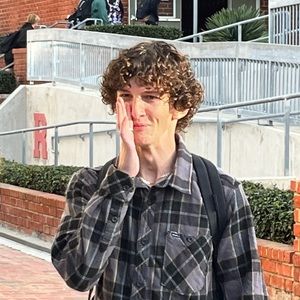 Meet your Posher, Diego